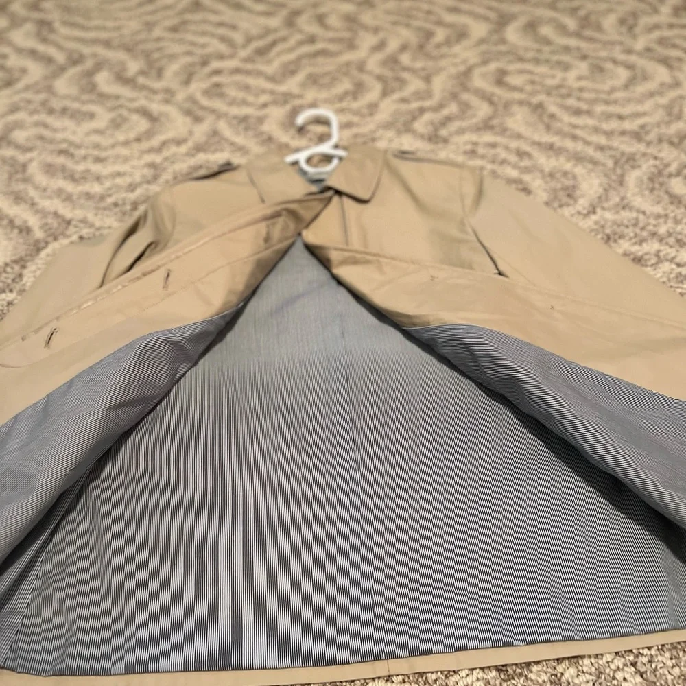 Trench Coat - Picture 4 of 7
